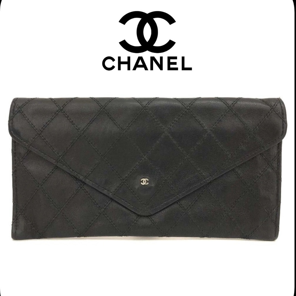 CHANEL Black Quilted Wallet